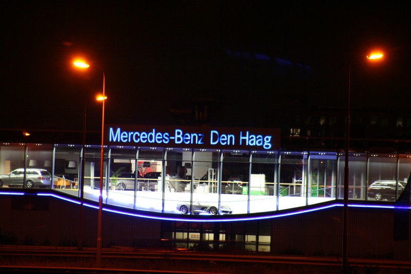 Mercedes benz den haag